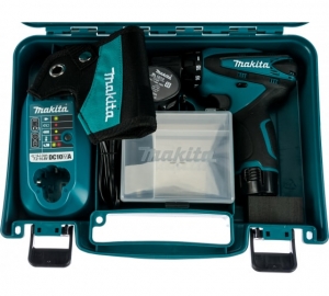 Аккумуляторная дрель-шуруповерт Makita DF330DWE